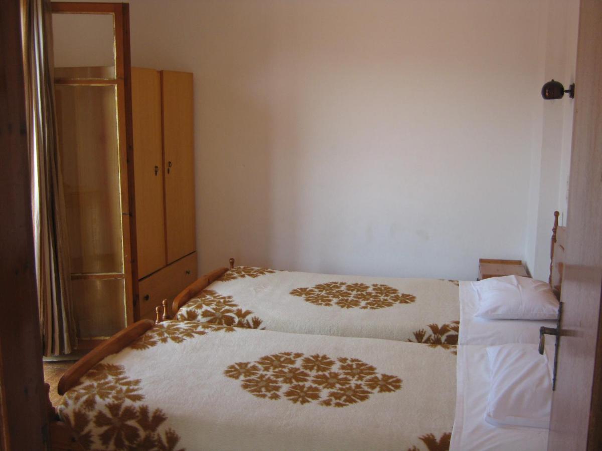 פאלאוקסטריצה Elena Apartments מראה חיצוני תמונה